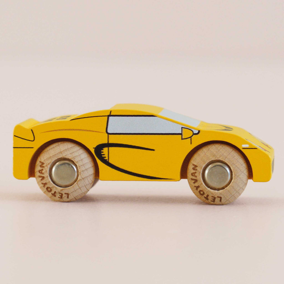 Le Toy Van No. 19 GT105 Louis - Classic Wooden Car