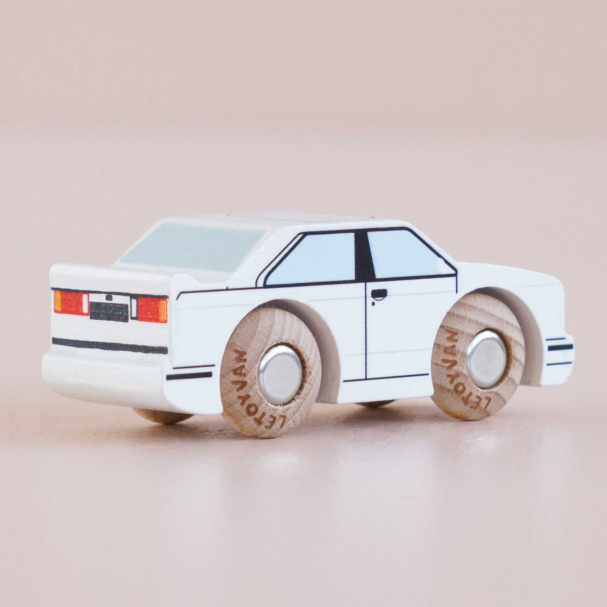 Le Toy Van No. 21 GT120 William - Retro Wooden Car