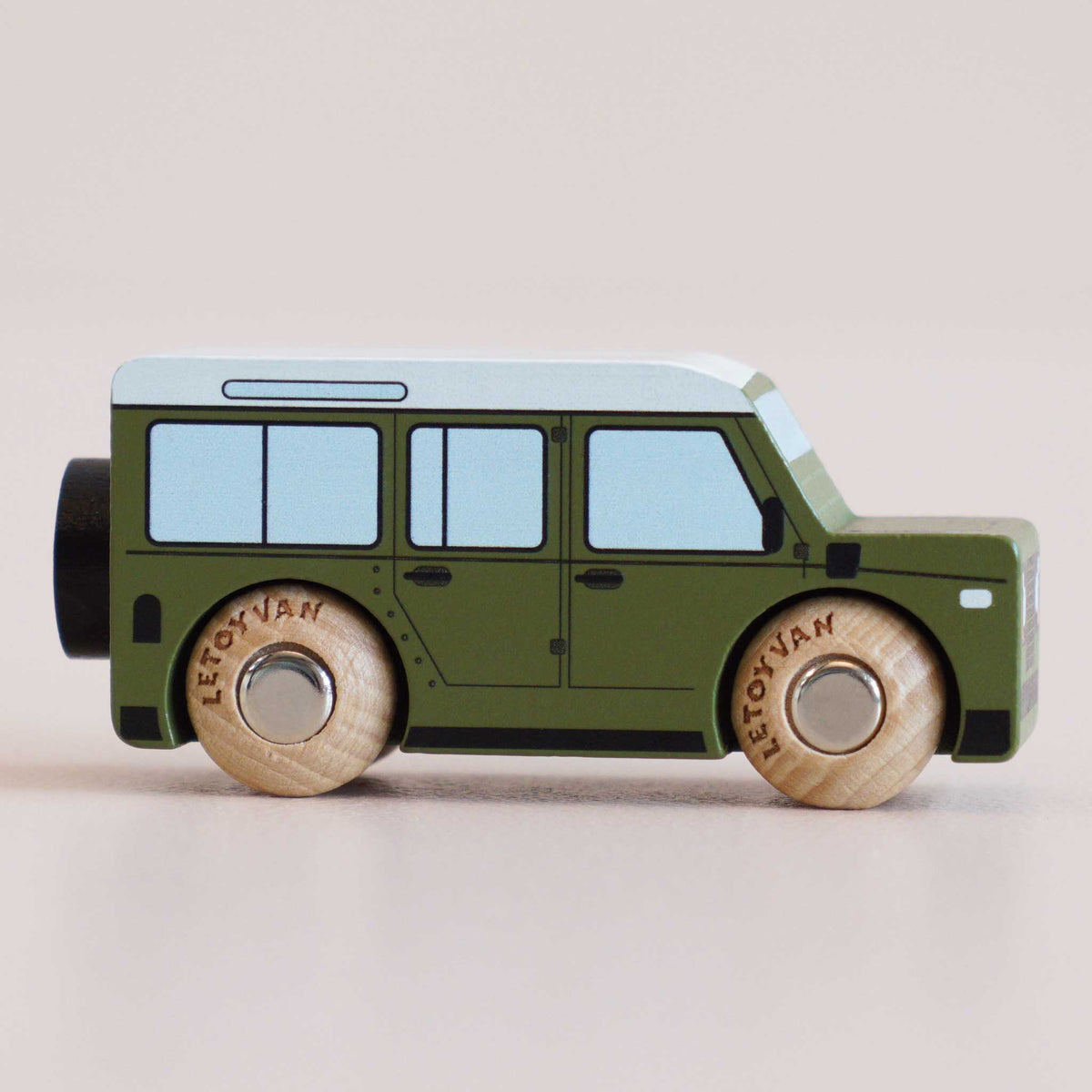 Le Toy Van No. 27 GT150 Archie - Wooden 4x4 Car