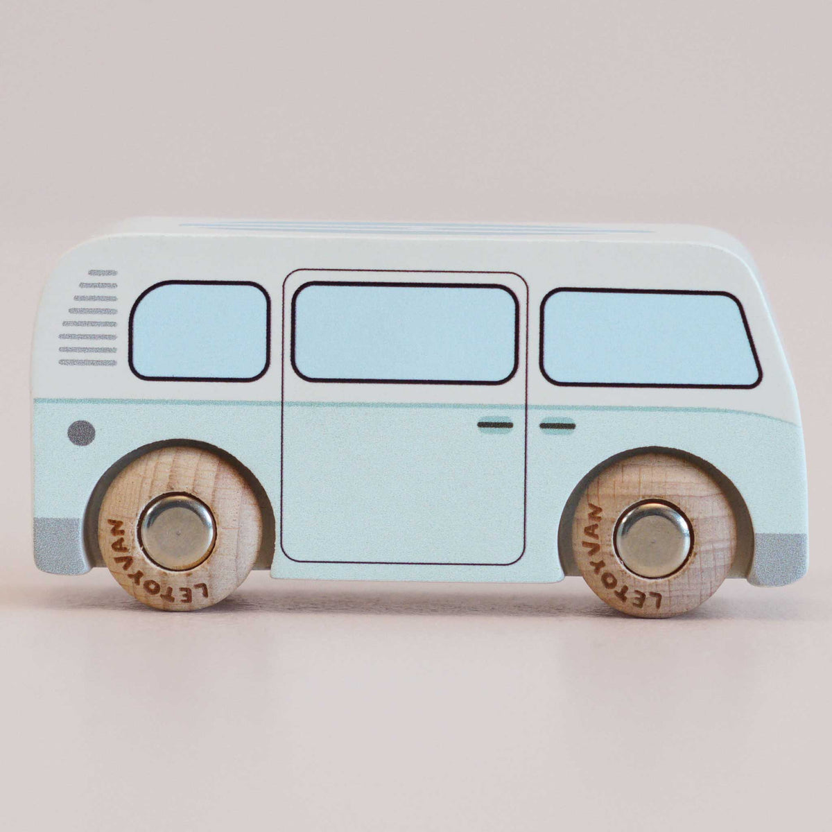 Le Toy Van No. 29 GT160 Daisy – Wooden Campervan