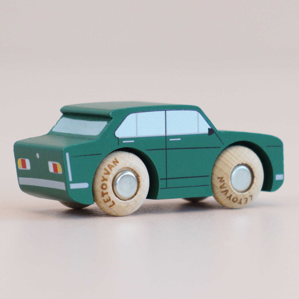 Le Toy Van No. 3 GT20 Tommy - Retro Wooden Car