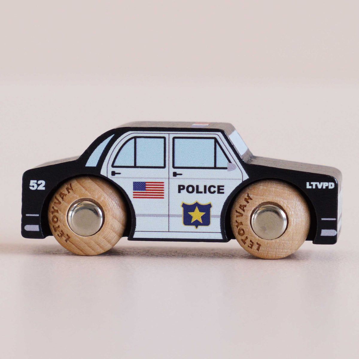 Le Toy Van No. 41 GT255 Sam - Wooden Police car
