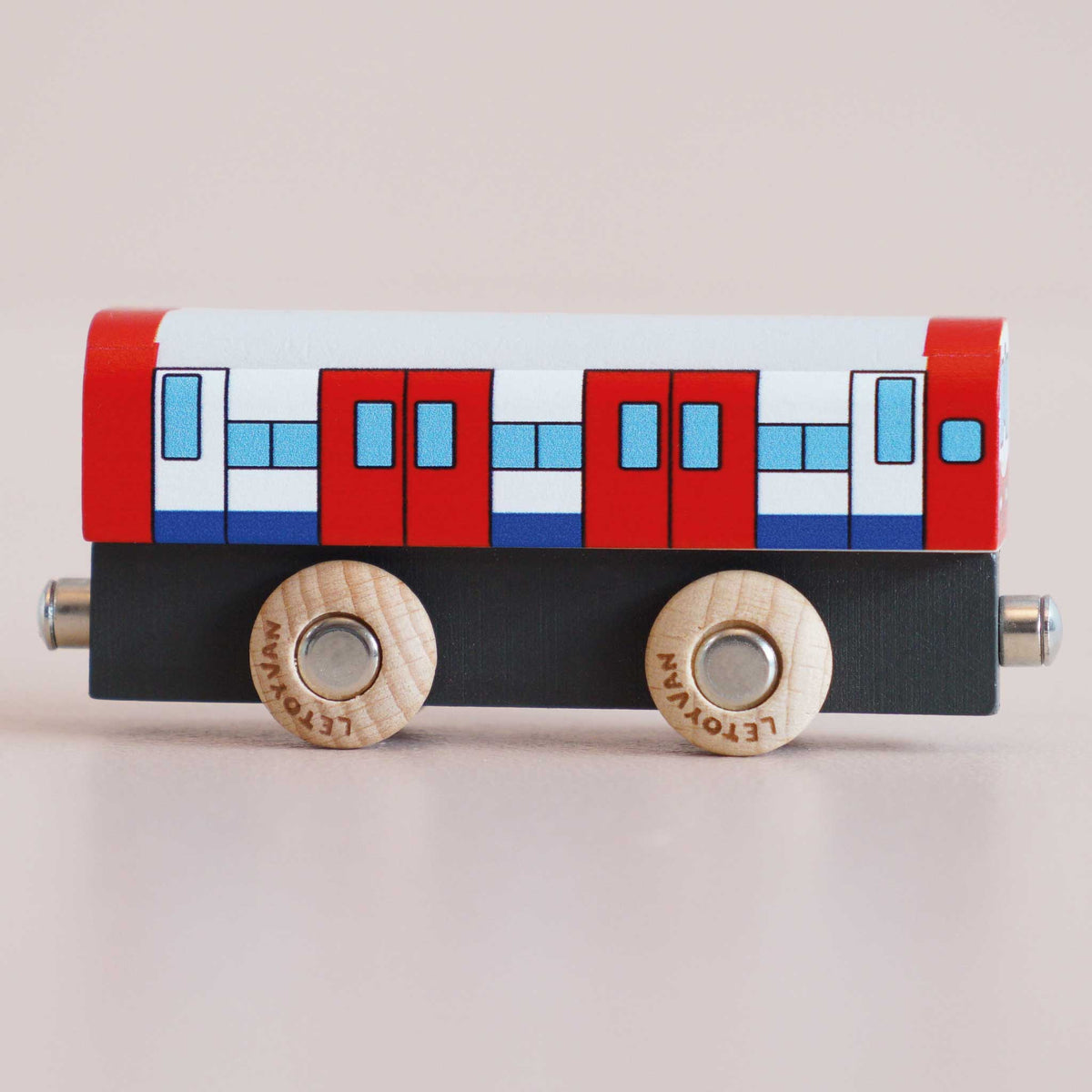 Le Toy Van No. 48 GT290 Tim – Wooden Train