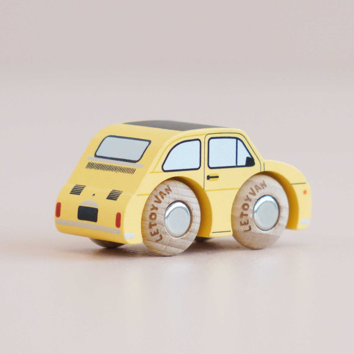 Le Toy Van No. 10 GT60 Fifi - Classic Wooden Car