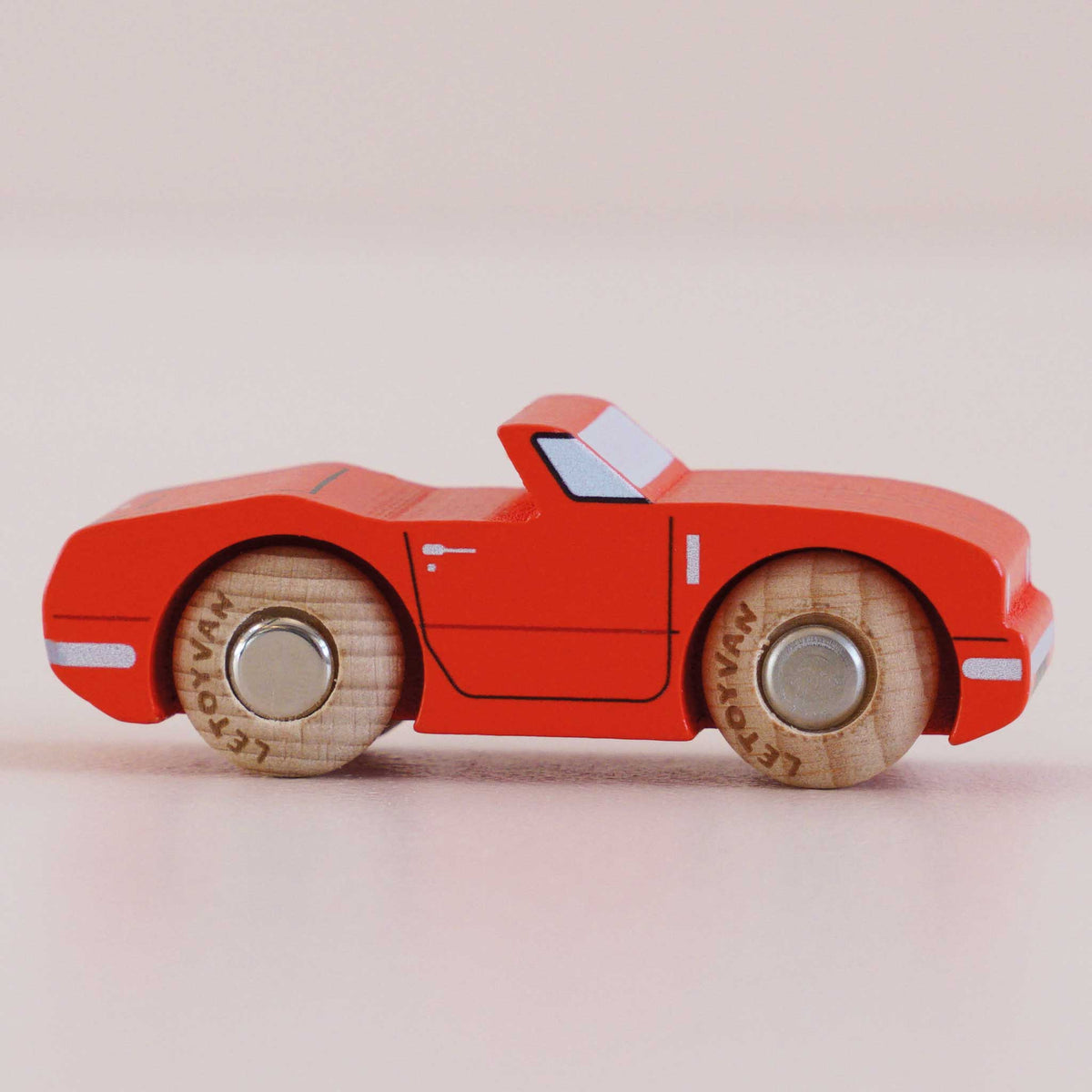 Le Toy Van No. 13 GT75 Marc - Classic Convertible Wooden Car