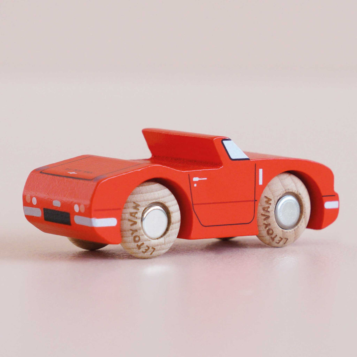 Le Toy Van No. 13 GT75 Marc - Classic Convertible Wooden Car