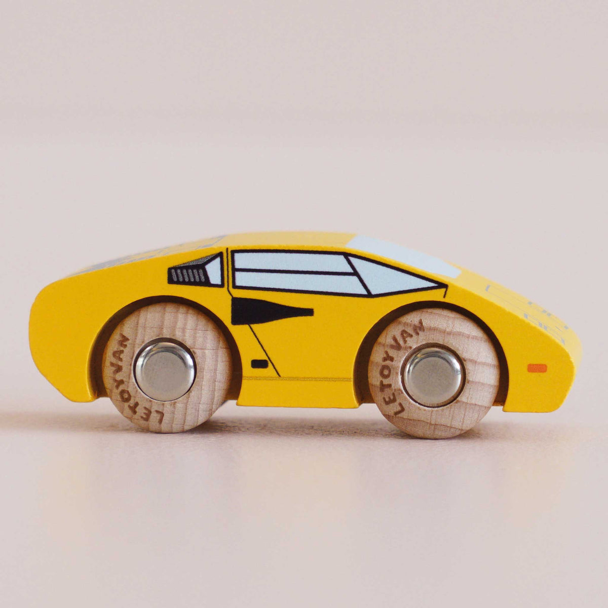 Le Toy Van No. 14 GT80 Lando - Wooden Supercar