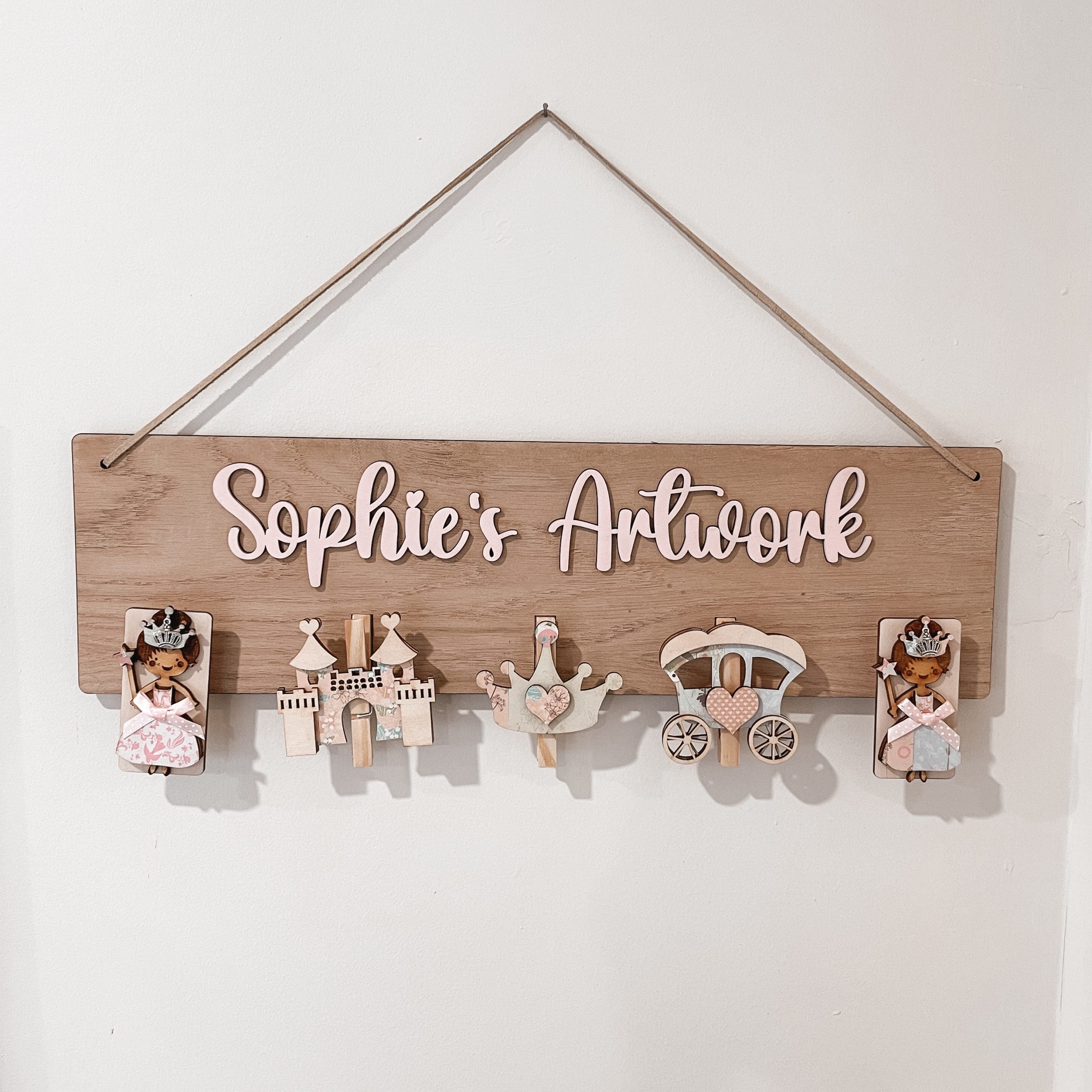 Look What I Made Kids Artwork Display – Princess Theme