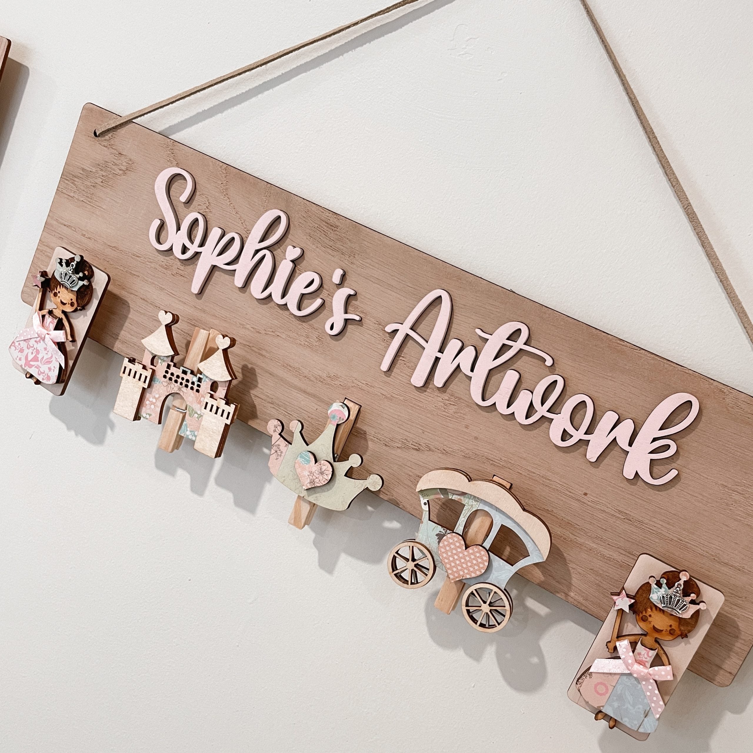 Look What I Made Kids Artwork Display – Princess Theme