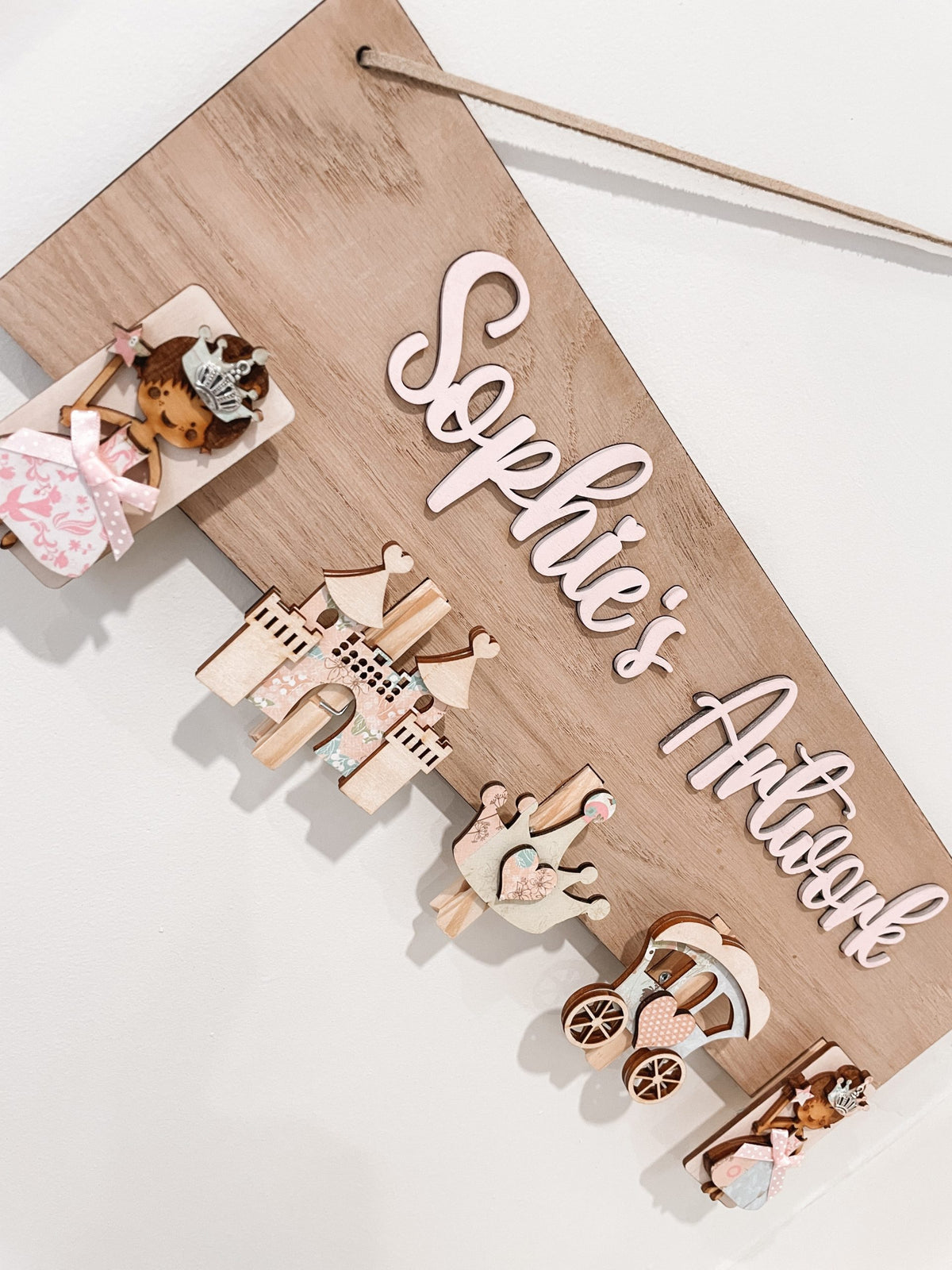 Look What I Made Kids Artwork Display – Princess Theme