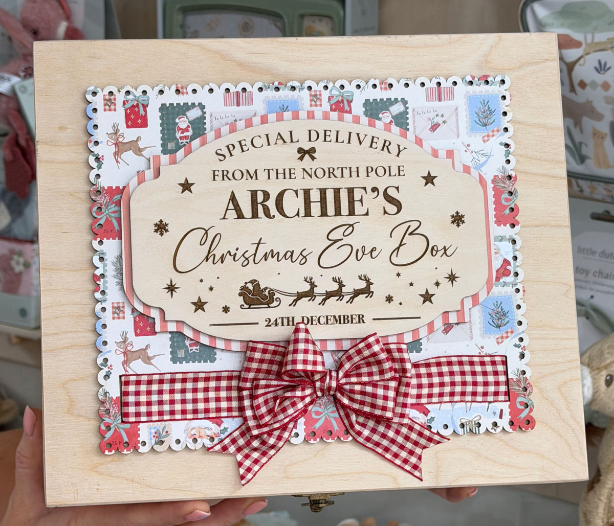 Merry Mailbox – Personalised Christmas Eve Box