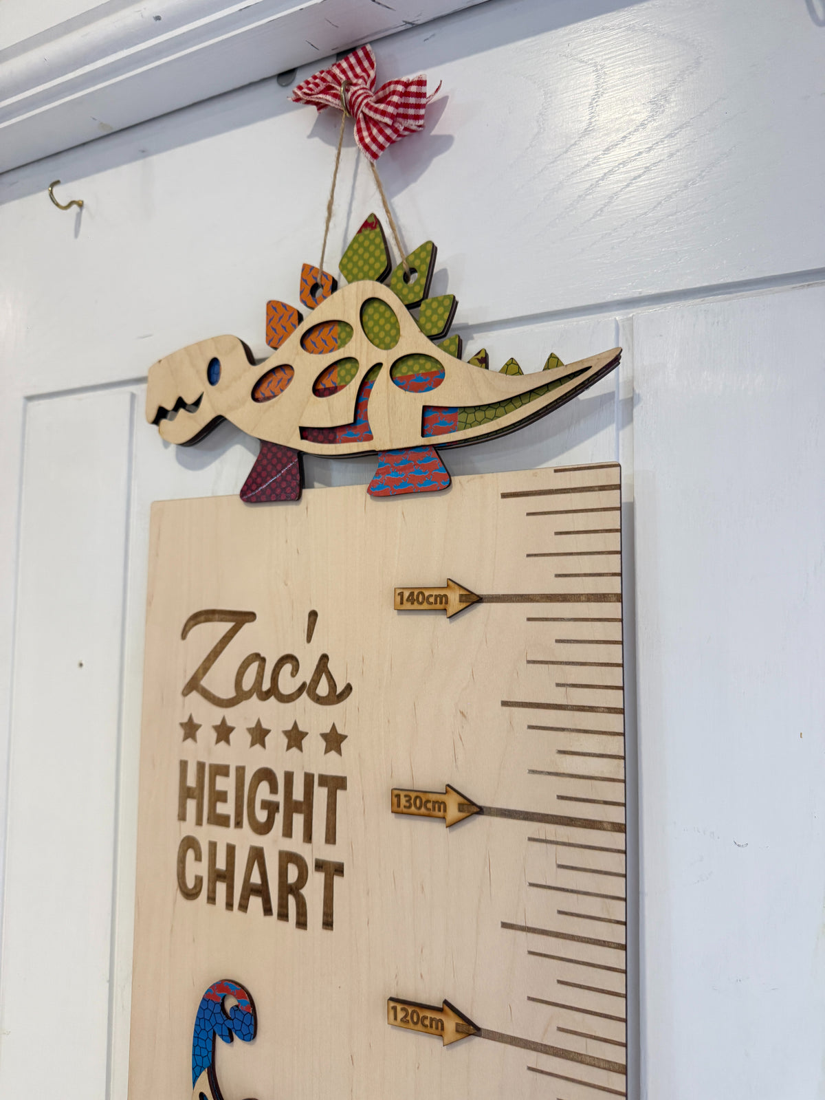 Personalised Wooden Height Chart – Dinosaurs