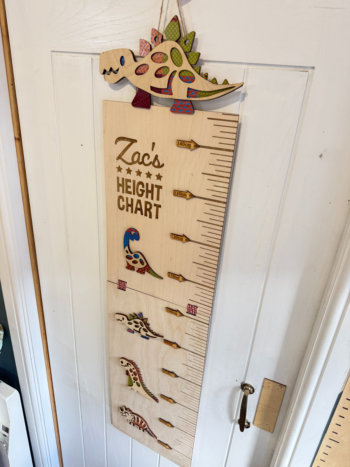 Personalised Wooden Height Chart – Dinosaurs