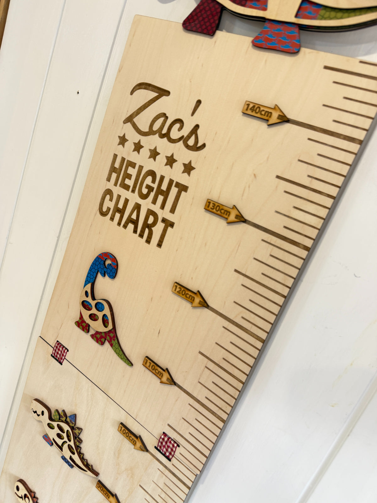 Personalised Wooden Height Chart – Dinosaurs