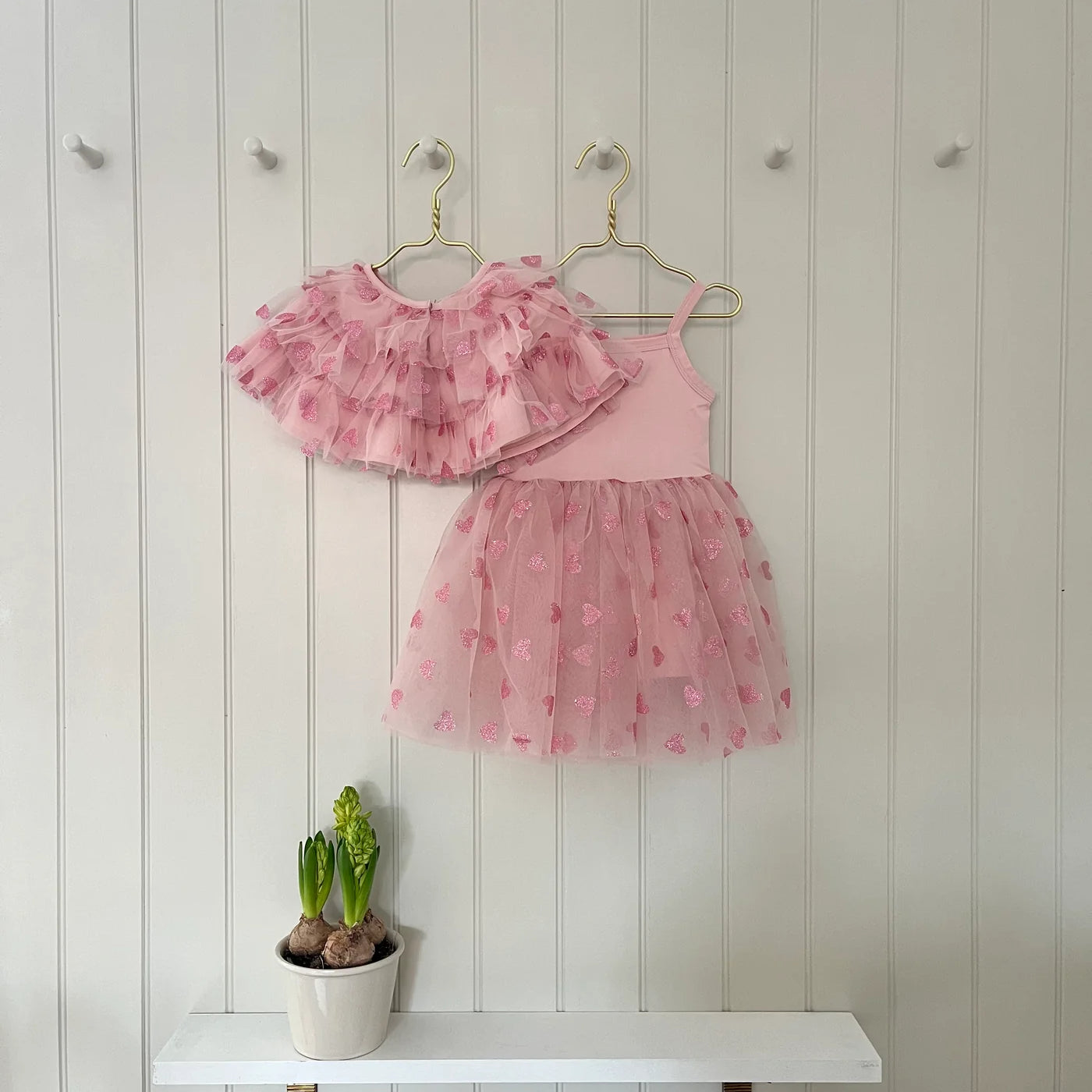 Pale Pink & Pink Glitter Heart Cape