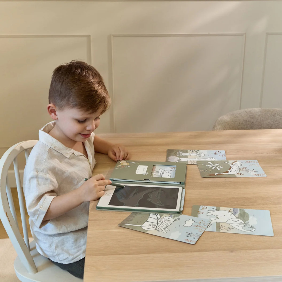 Little Dutch Drawing Tablet – Safari Friends