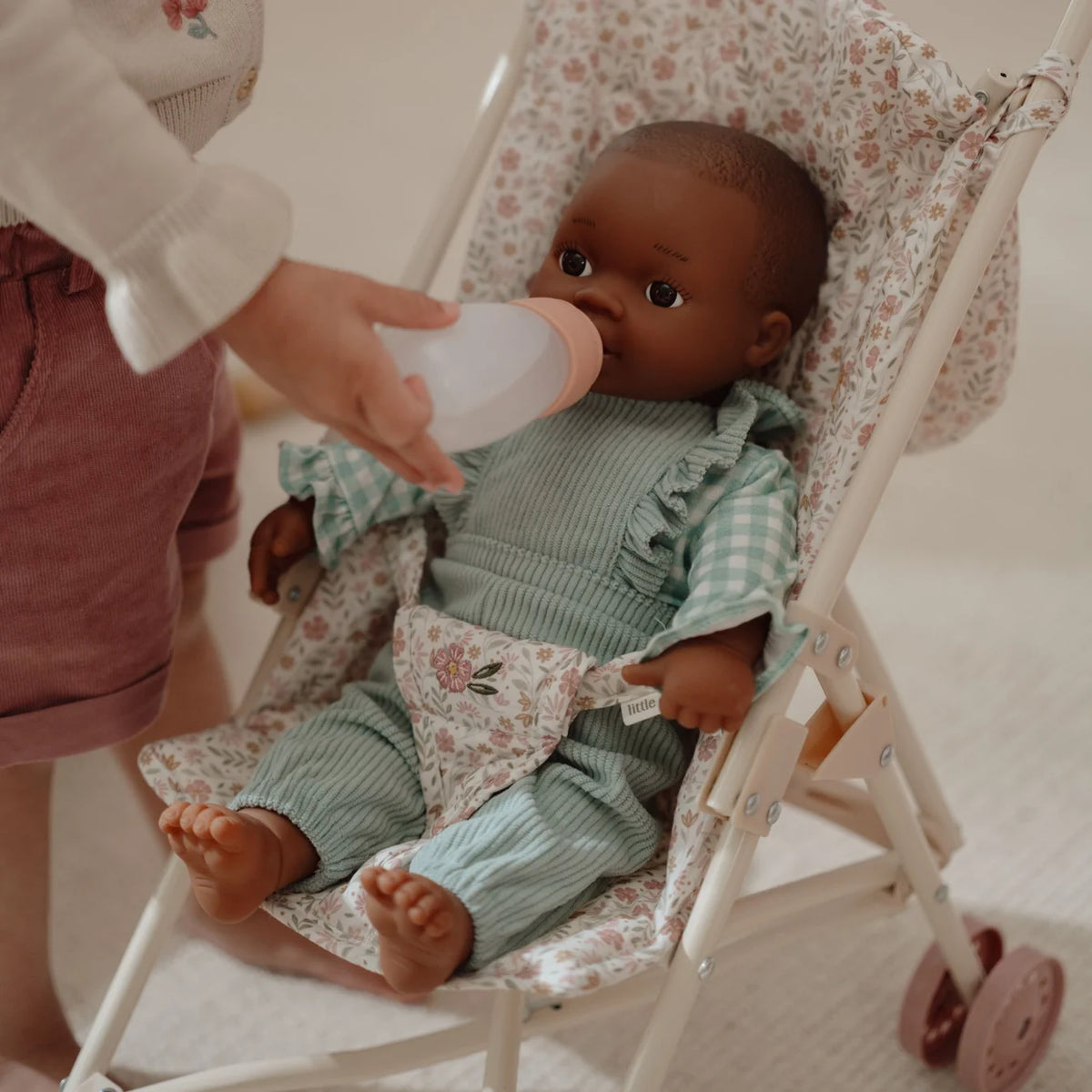 Little Dutch Baby Doll Noa – White Meadows