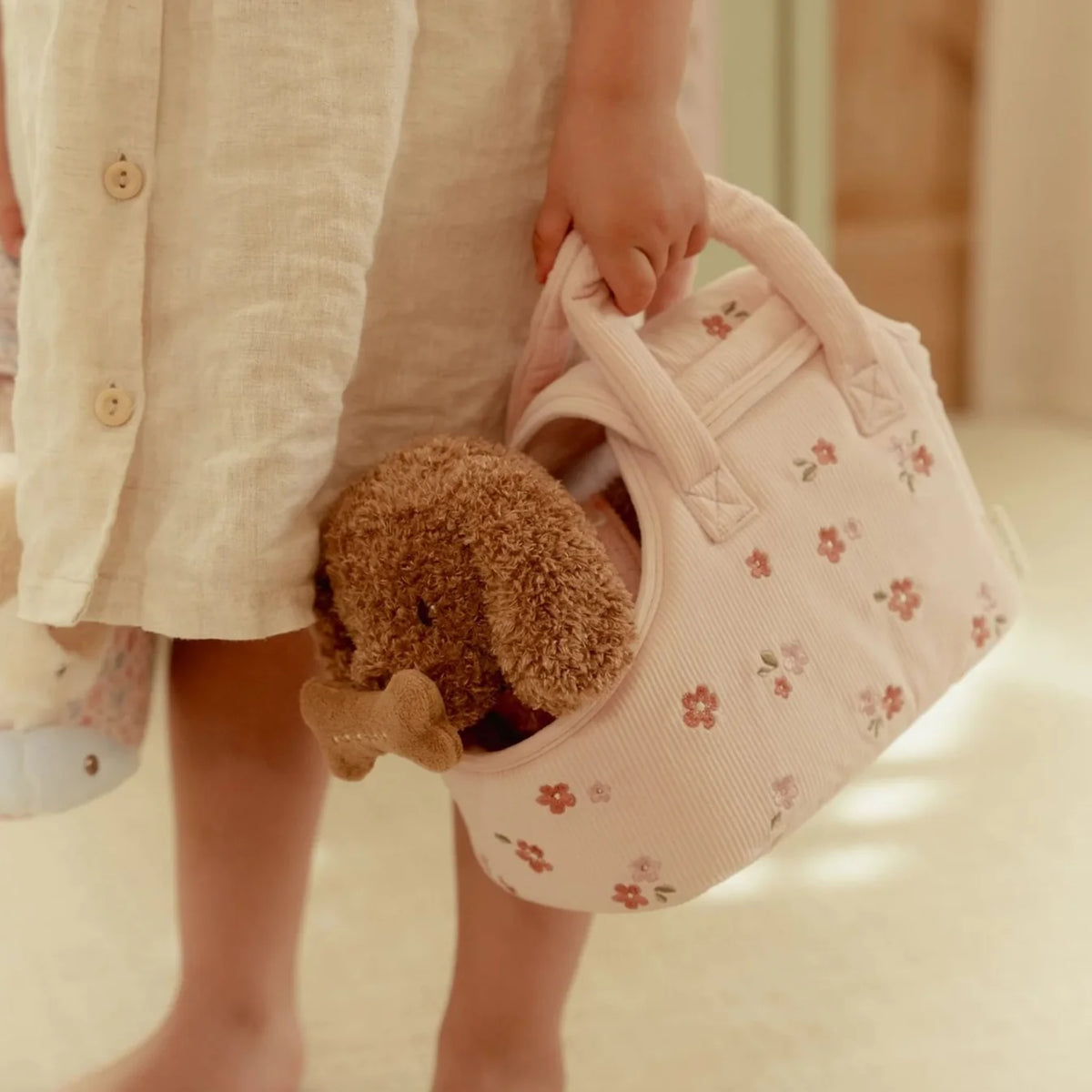 Little Dutch Plush Dog Jackie in Carry Bag