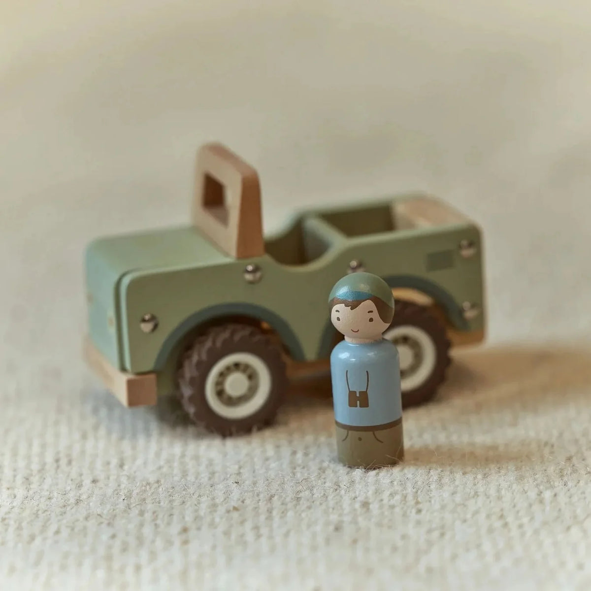 Little Dutch Wooden Safari Jeep with Peg Doll - Safari Friends