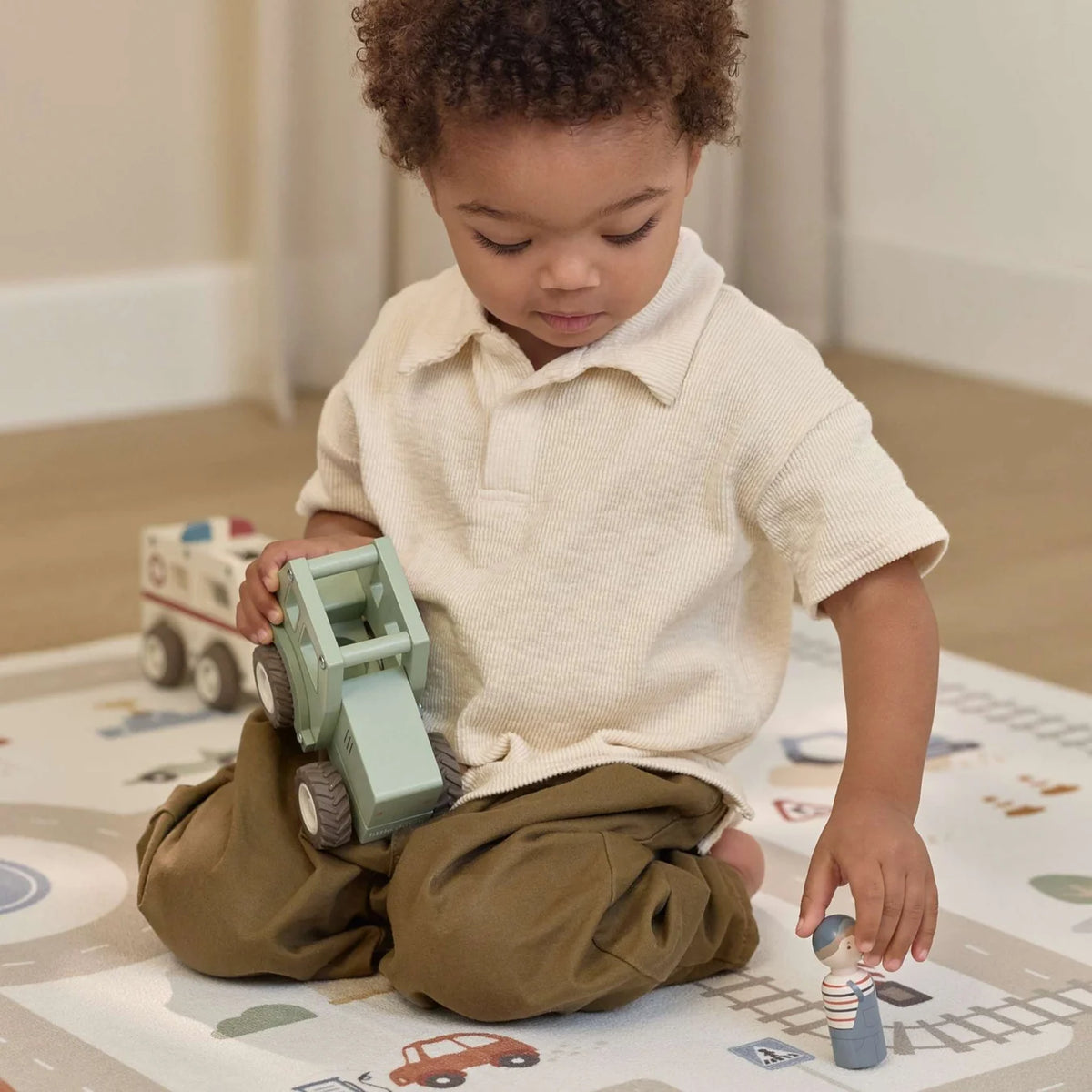 Little Dutch Tractor & Peg Doll