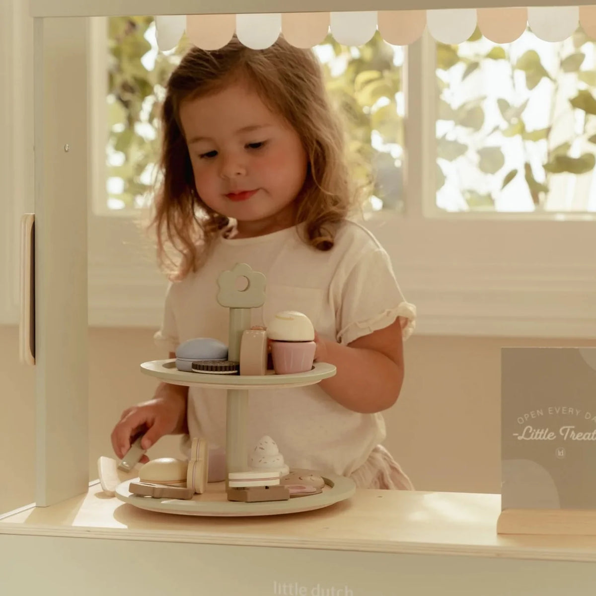 Little Dutch Wooden Cake Stand & Treats