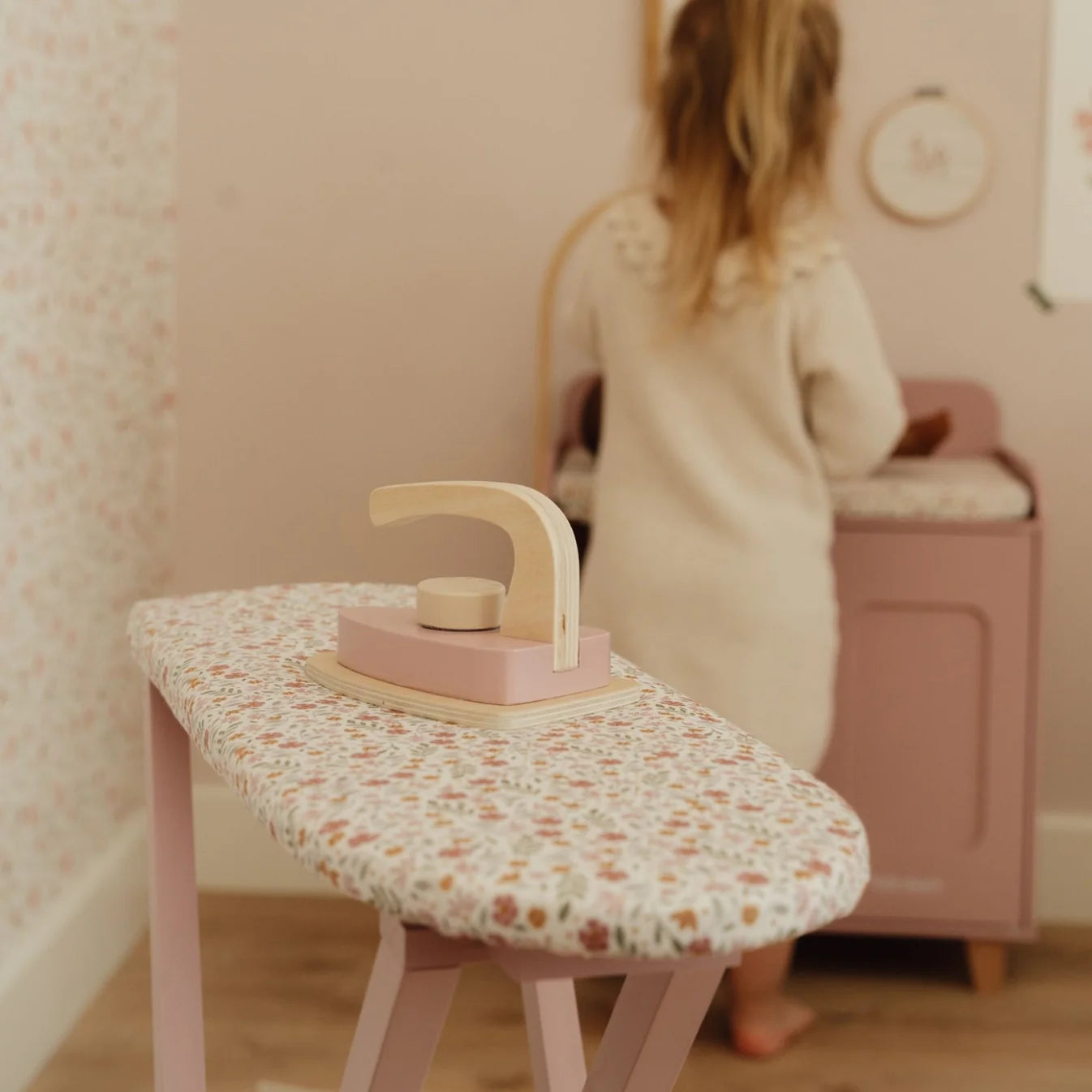 Little Dutch Wooden Ironing Set