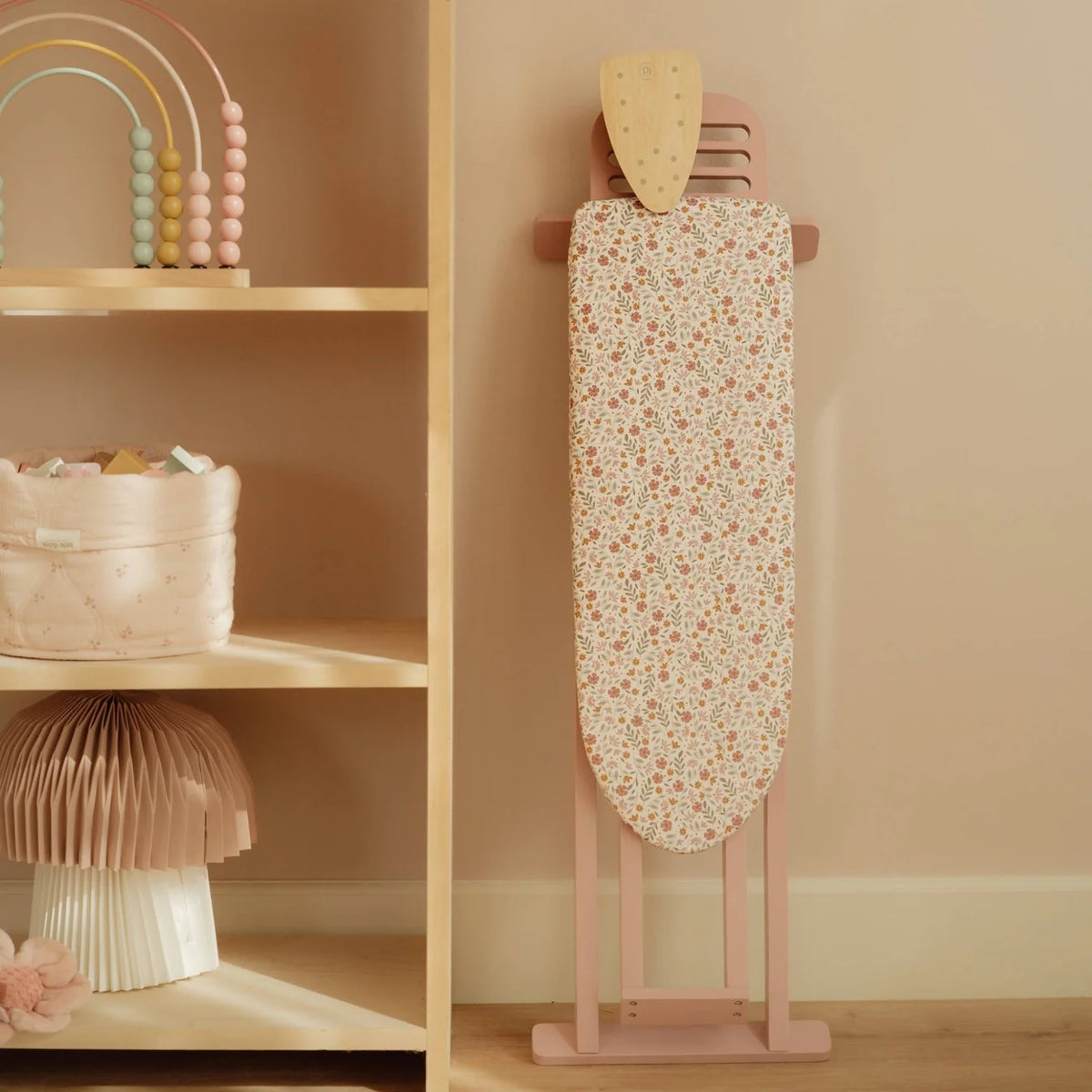 Little Dutch Wooden Ironing Set