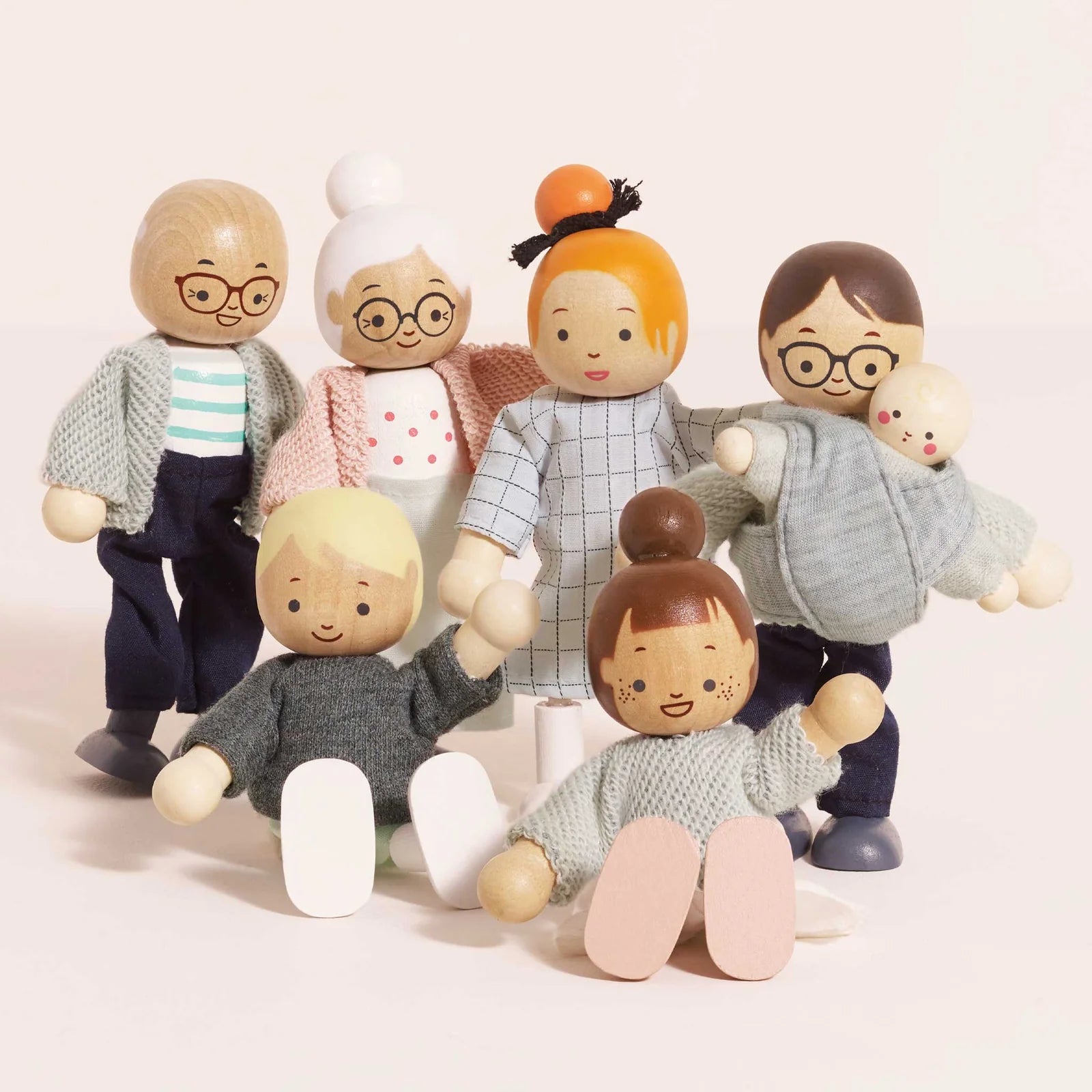Le Toy Van Dolls House Family – 7 Piece