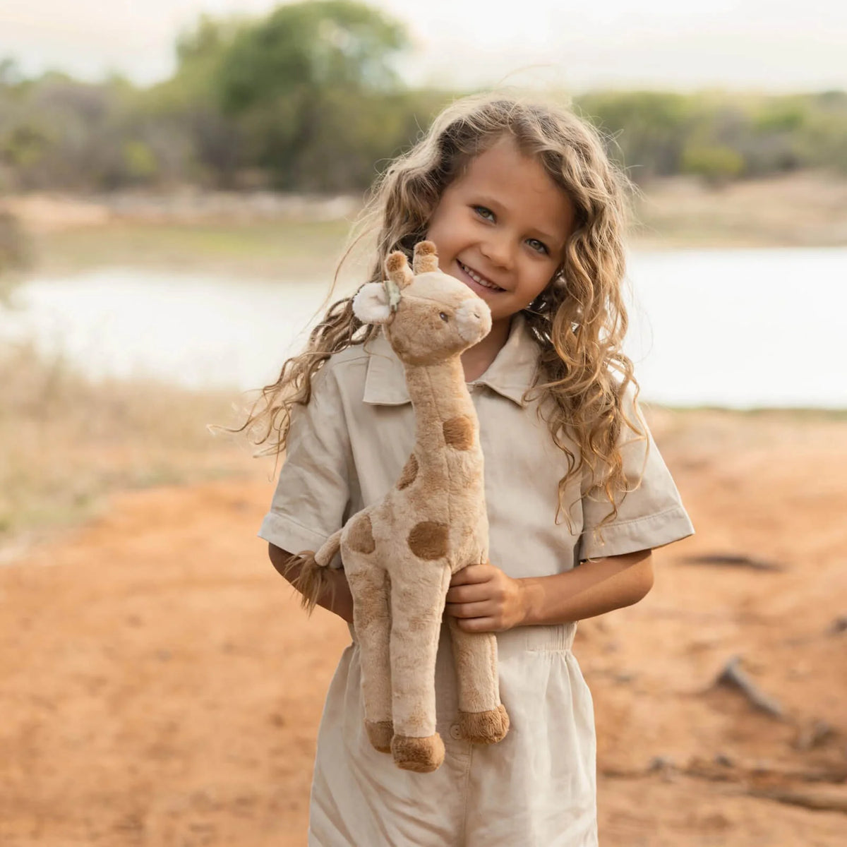 Little Dutch Safari Friends Cuddle Giraffe – 42cm