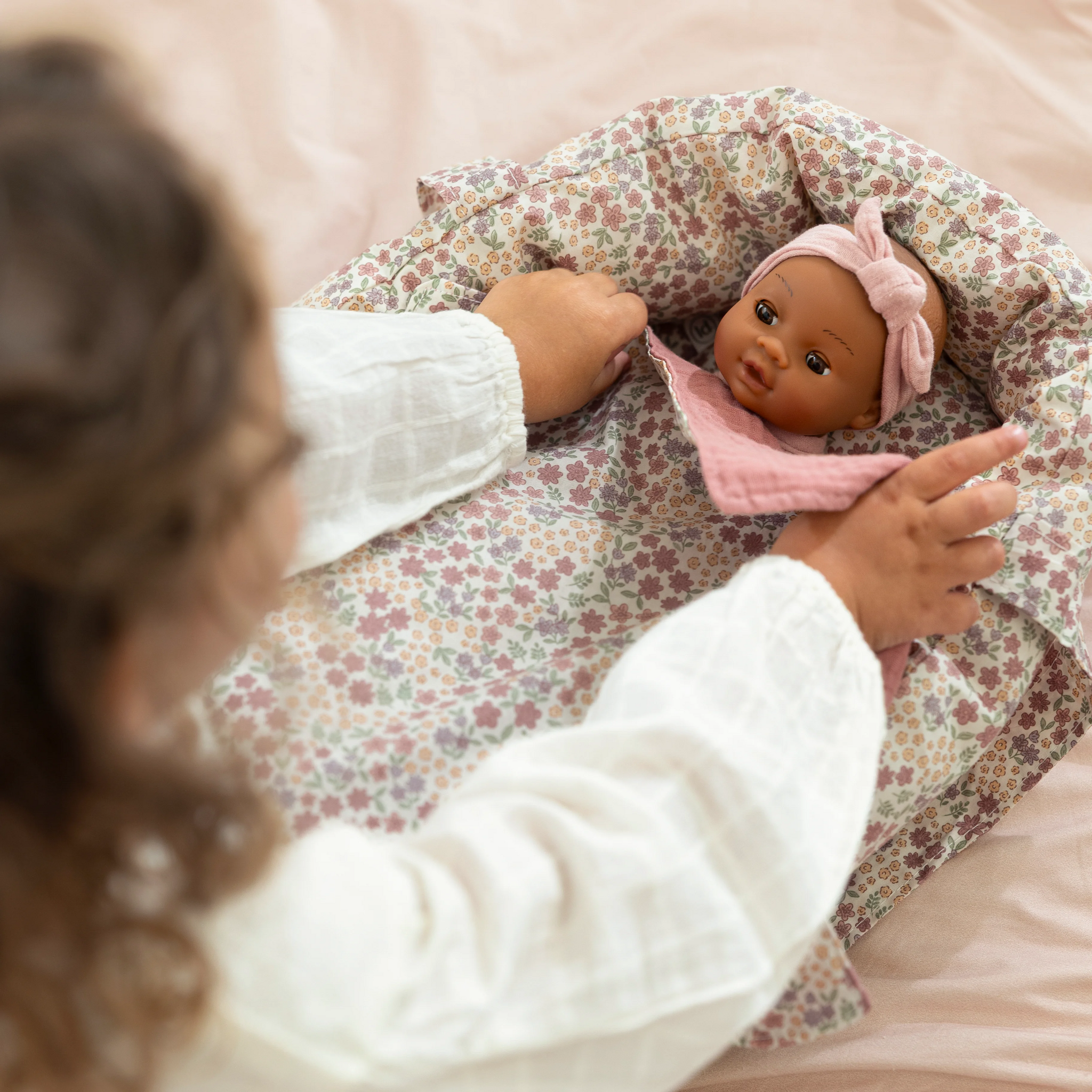 Dolls & Doll Accessories
