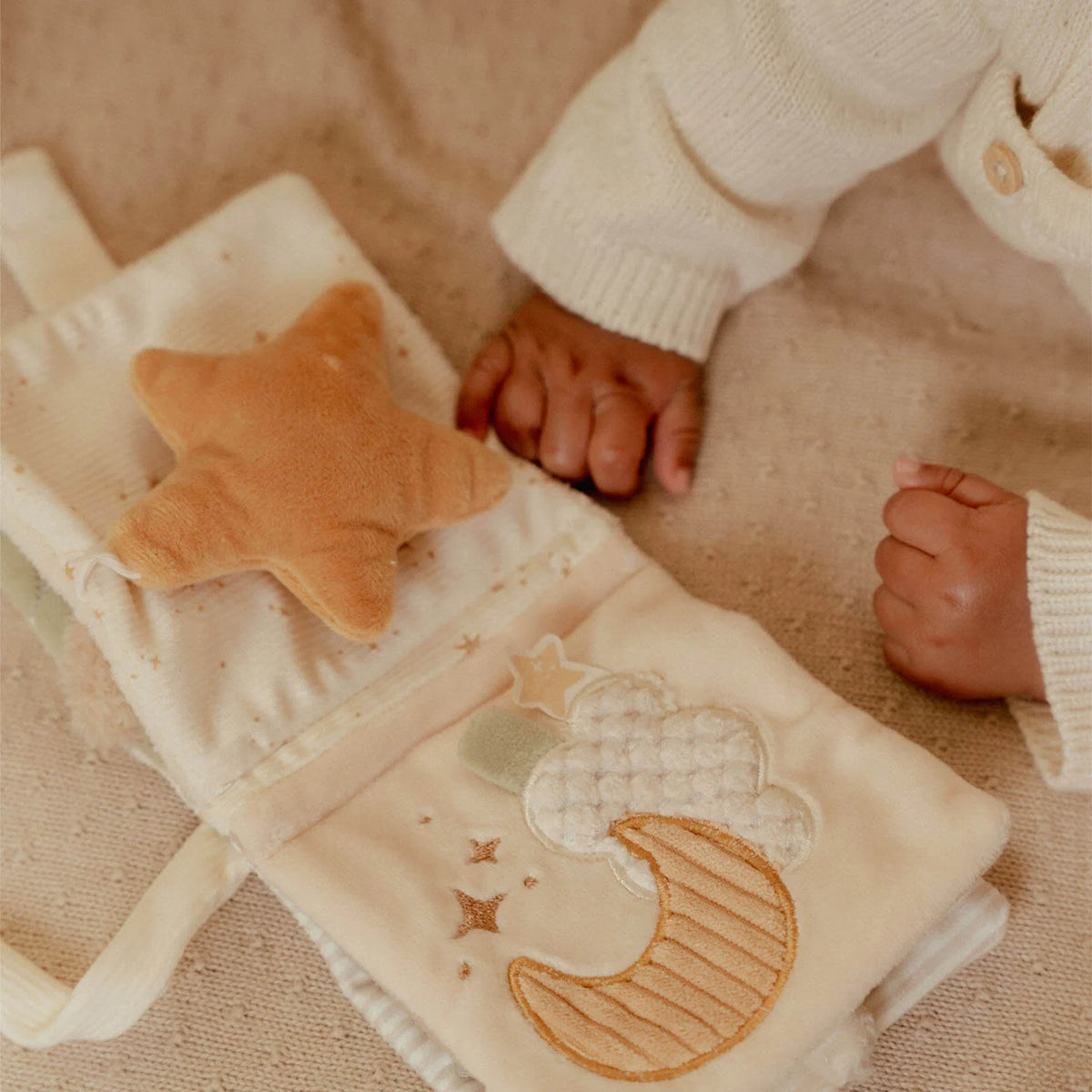 Little Dutch Stroller Booklet – Newborn Naturals