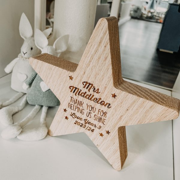 17cm Solid Natural OAK Wood Star Plaque - Freestanding