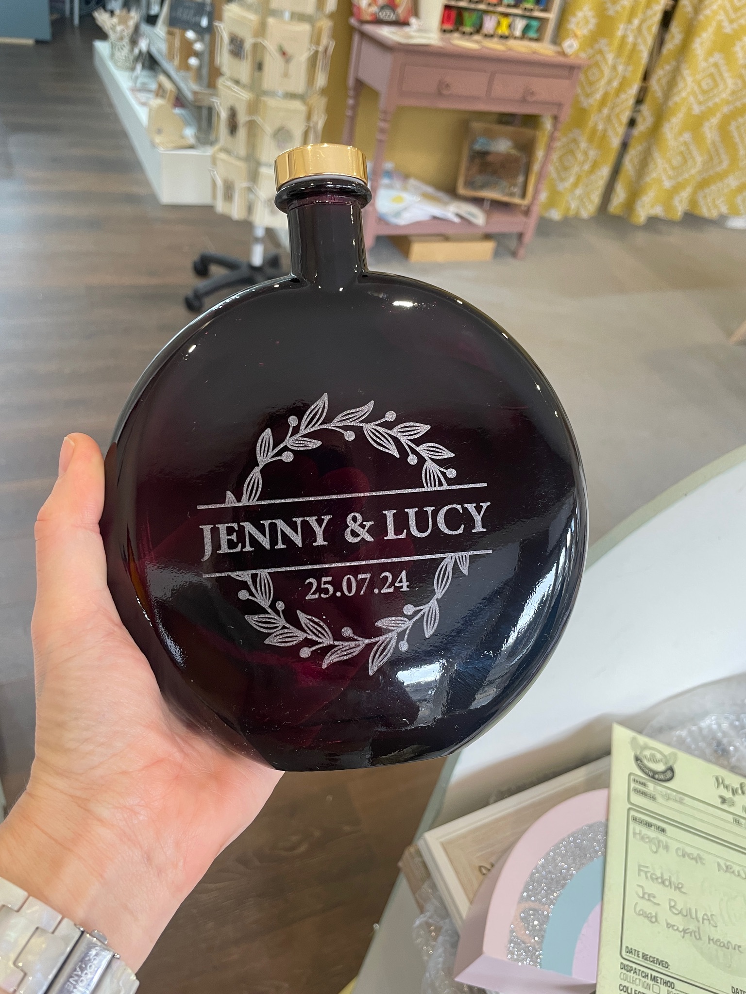 Personalised oval Glass bottle diffuser 500ml - Image 8