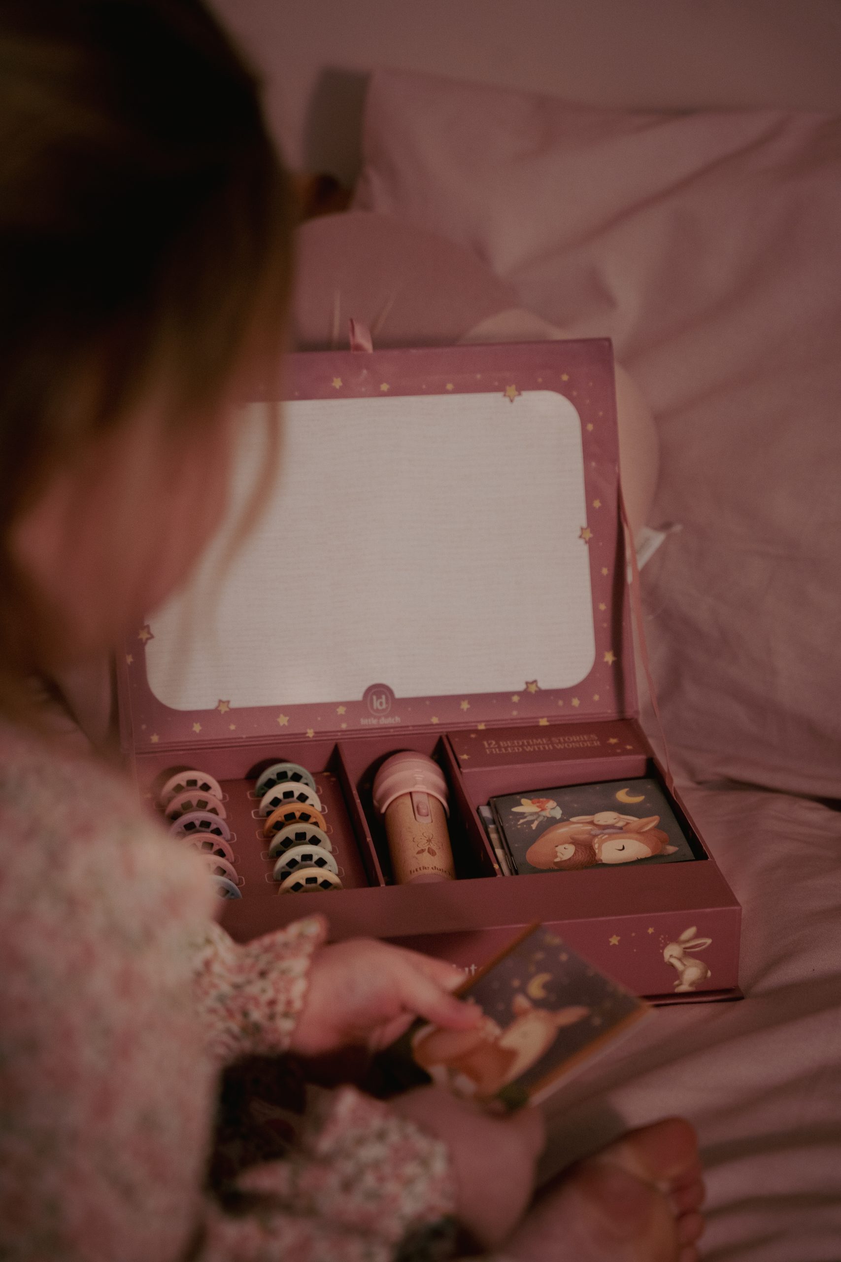 Stories projector torch - Pink - Image 13