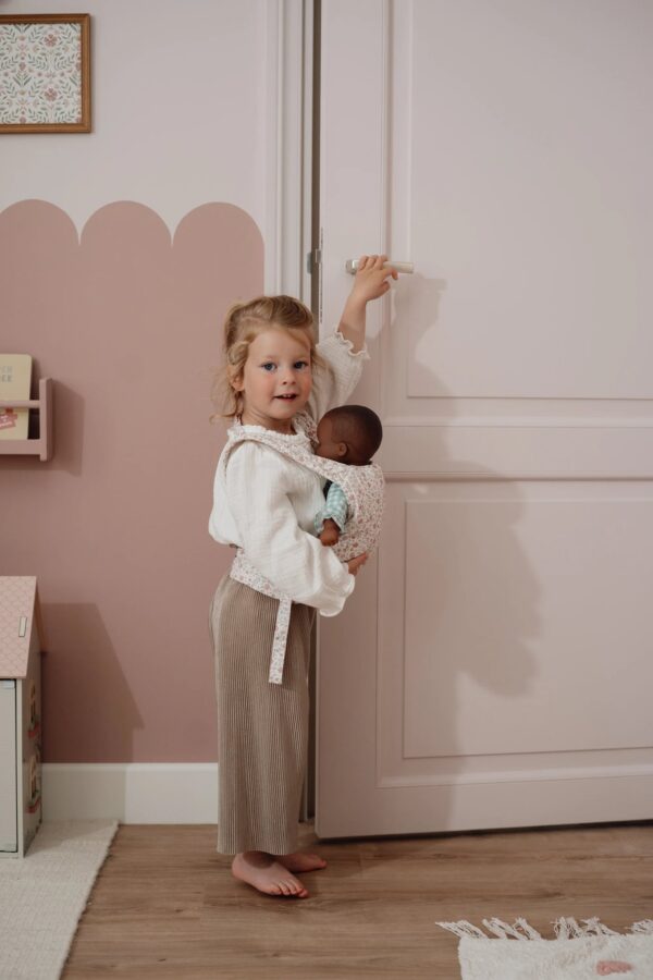 Little Dutch Baby Doll Carrier - Image 6