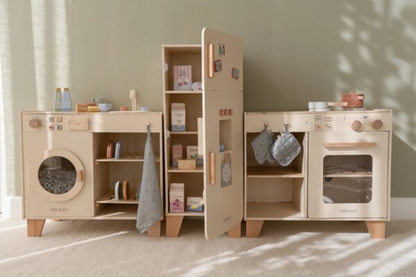 Little Dutch Wooden Fridge – Limited edition - Image 12