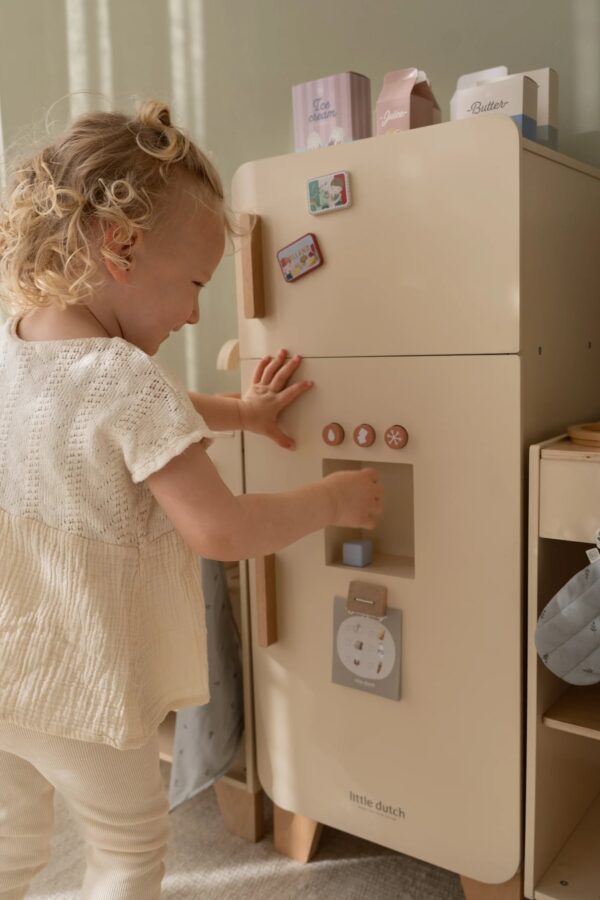 Little Dutch Wooden Fridge – Limited edition - Image 7